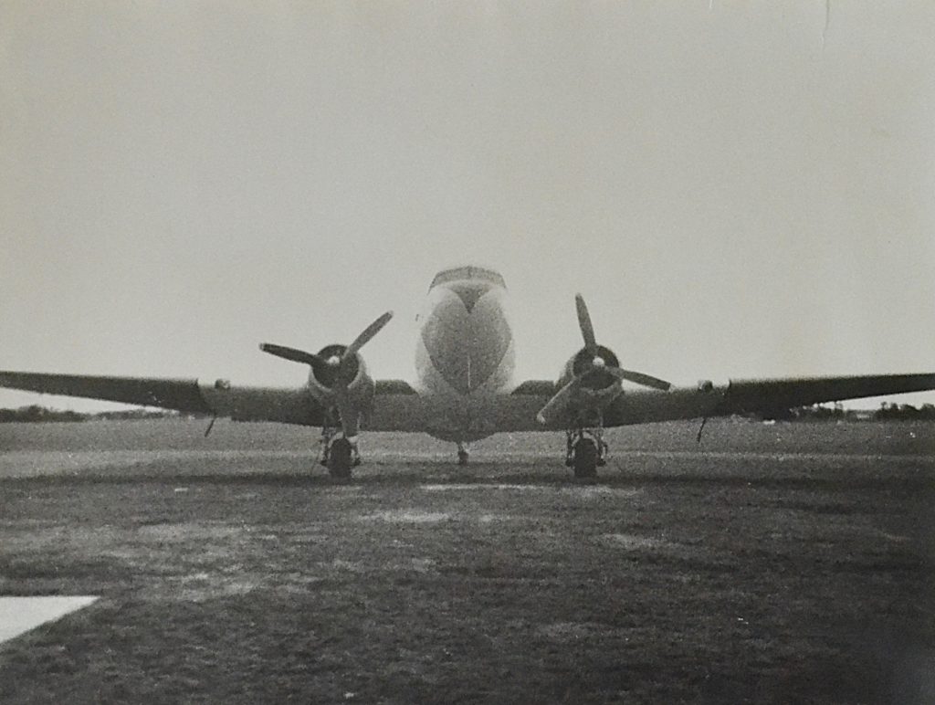 album-fotografic-cu-avioane-si-aviatori-one